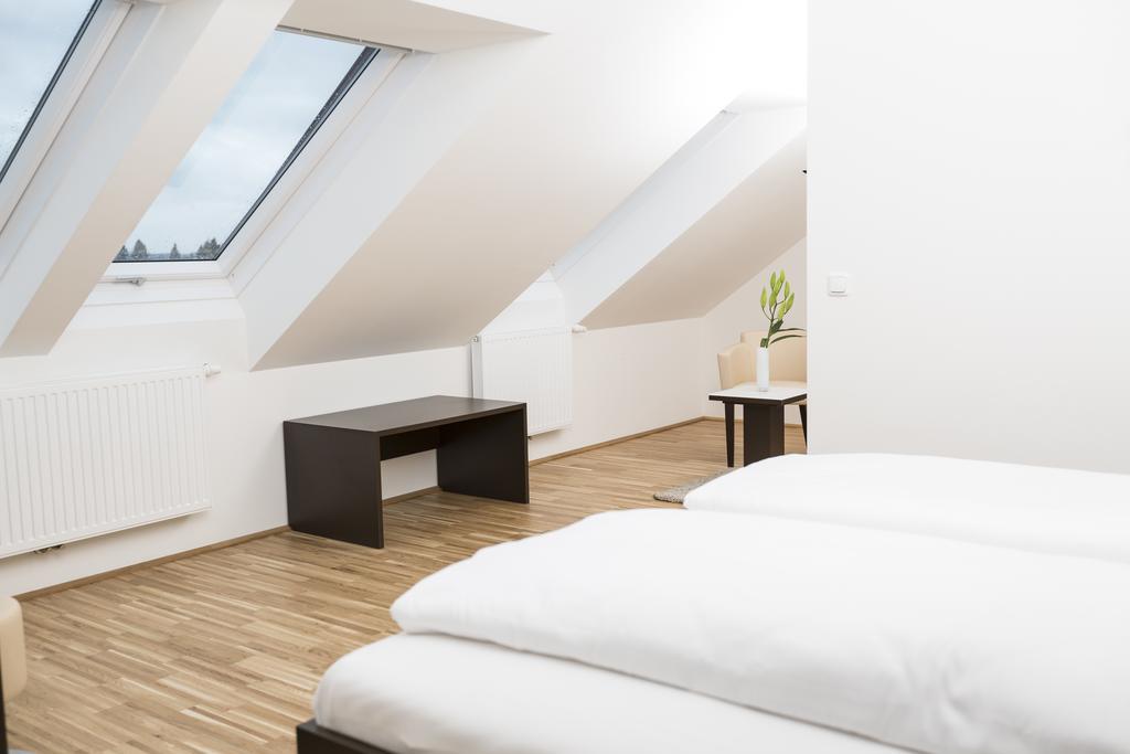 Gaestezimmer By Joechlinger Gerasdorf bei Wien Exterior photo